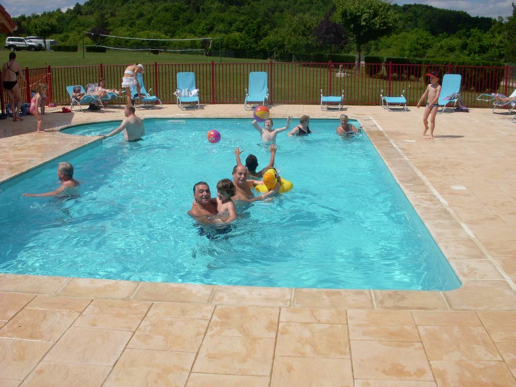 Camping De La Pelouse Jaulny Exterior photo